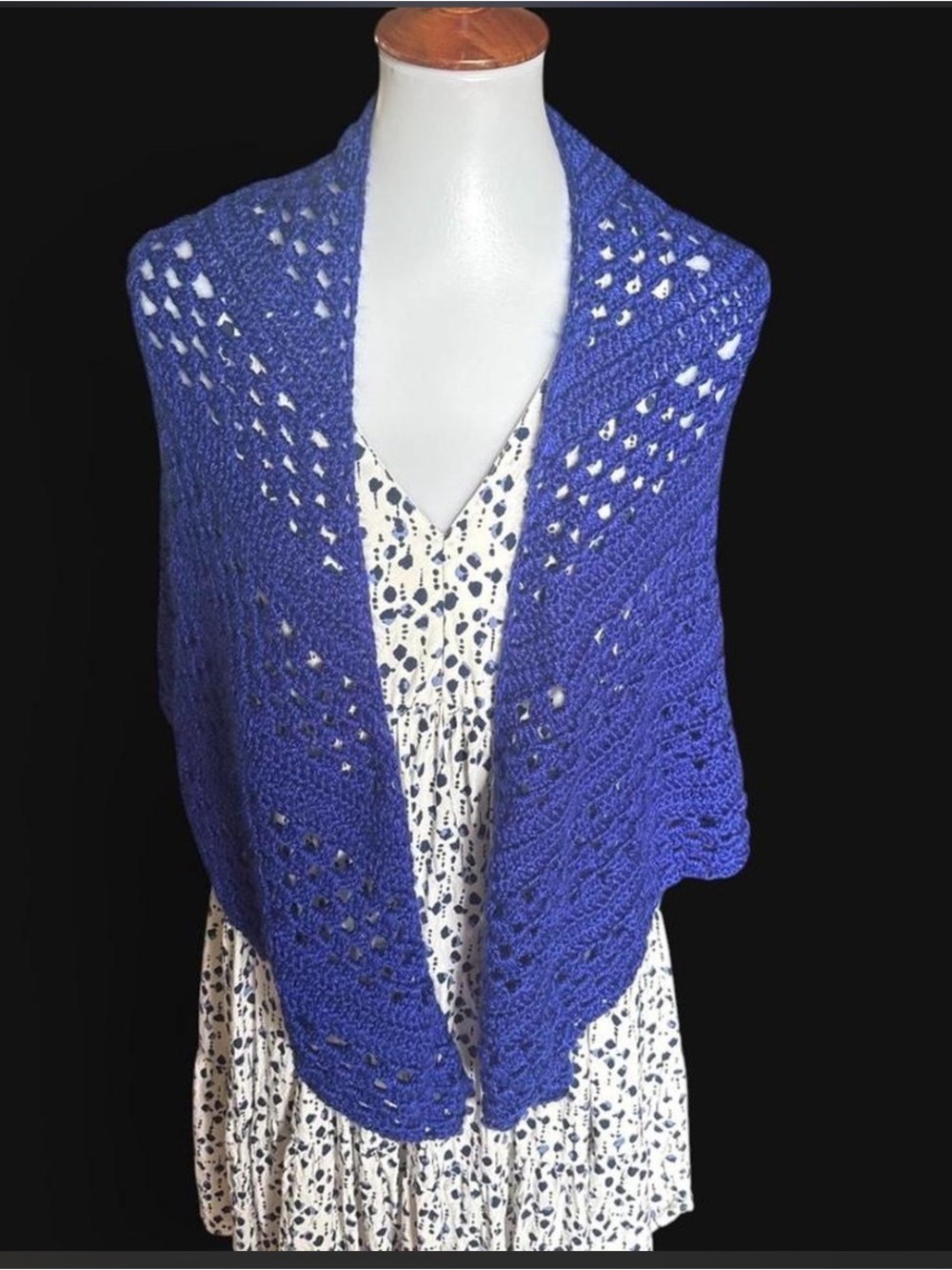 Vintage Crochet Shawl Grannycore